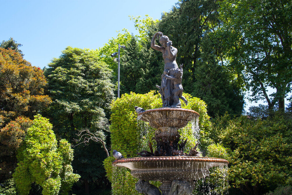 Fountain at Jardins do Palácio de Cristal in Porto.