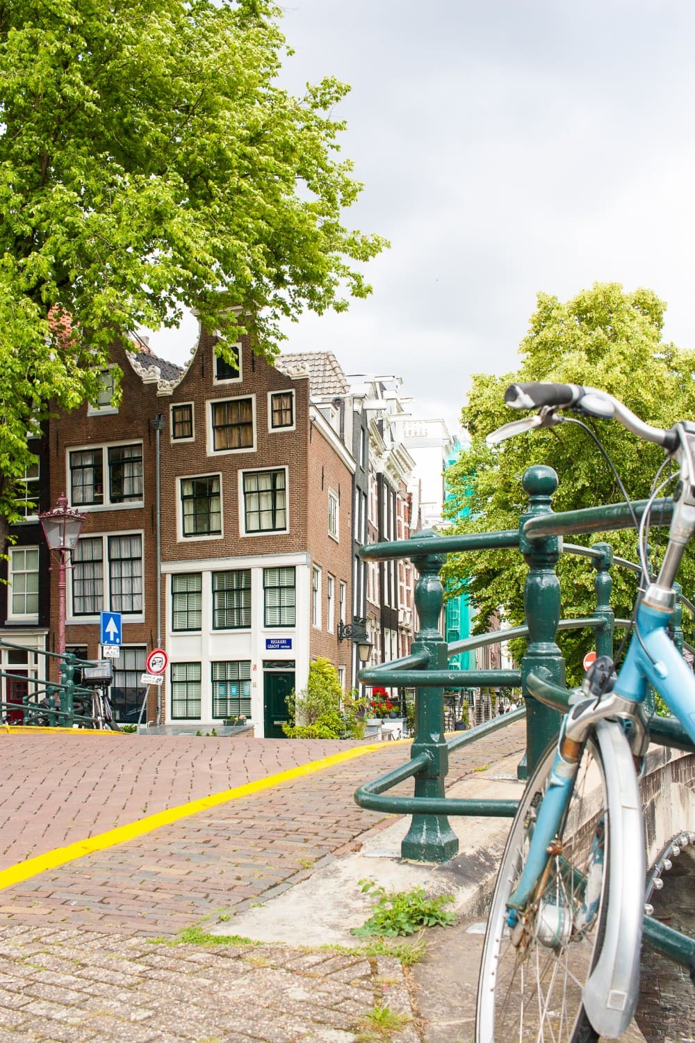 Canal houses in Amsterdam: Reguliersgracht 39 and 37.